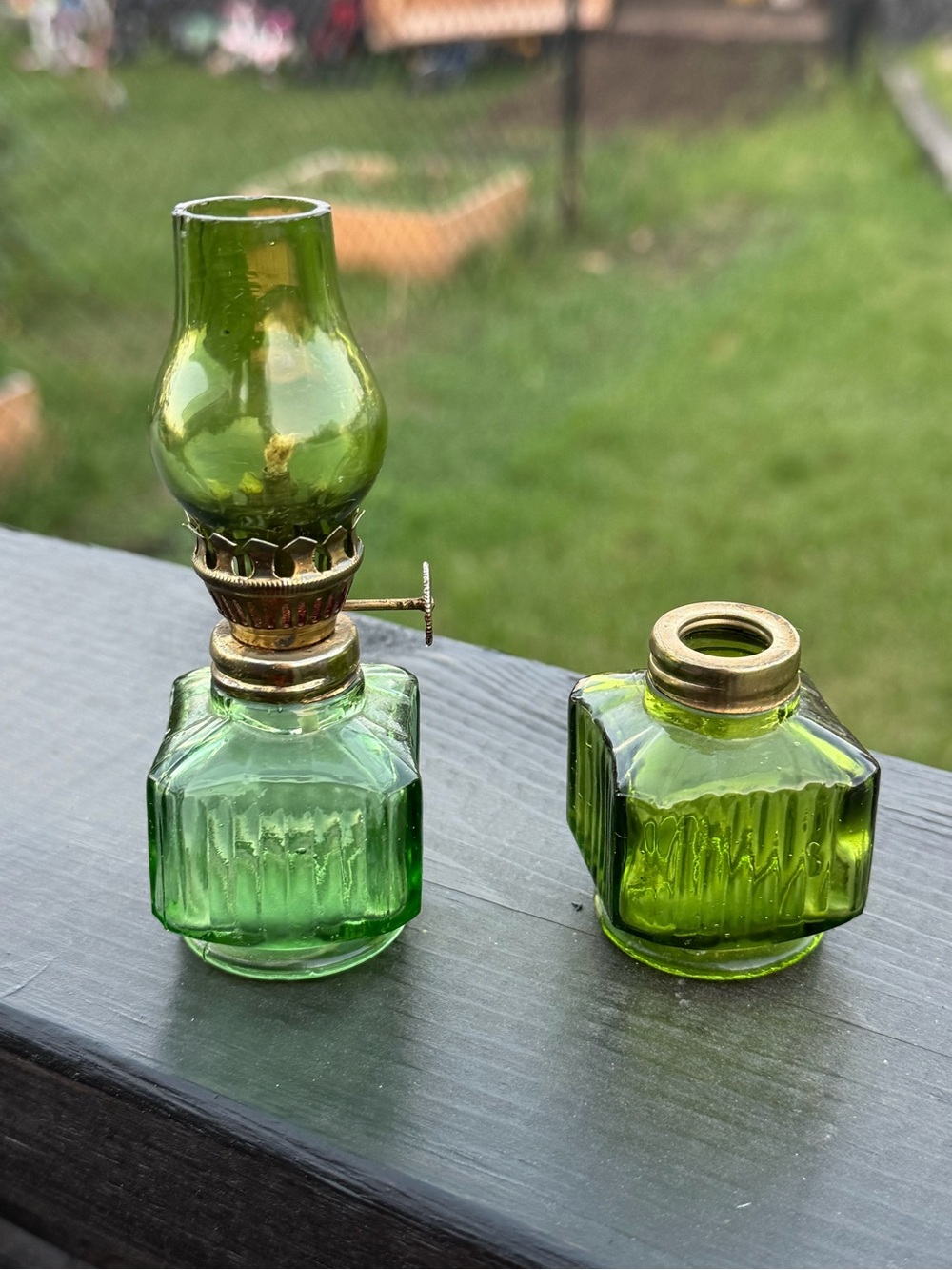 Vintage Emerald Green Glass Mini Oil Lamp - Picture 2 of 10